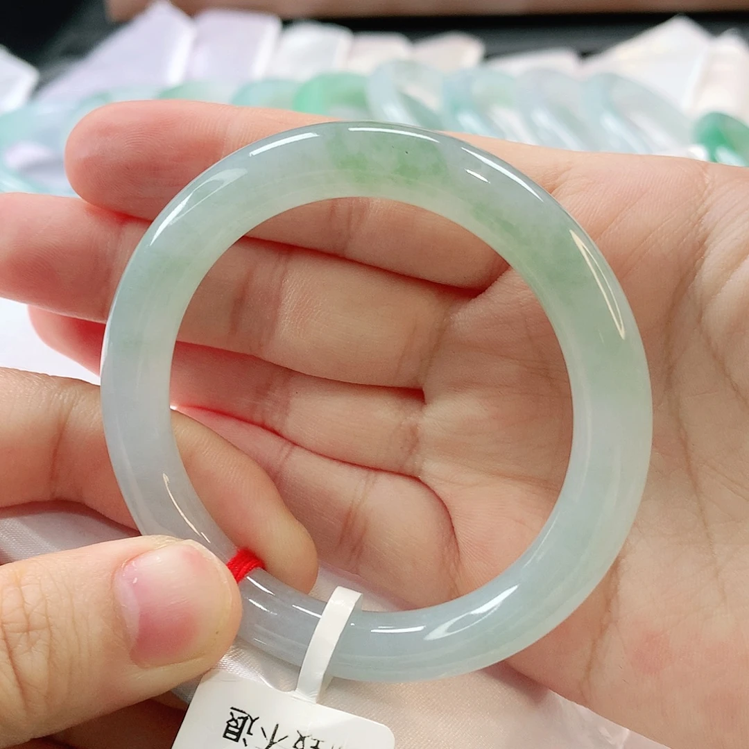 翡翠未镶嵌手镯缅甸天然翡翠手镯