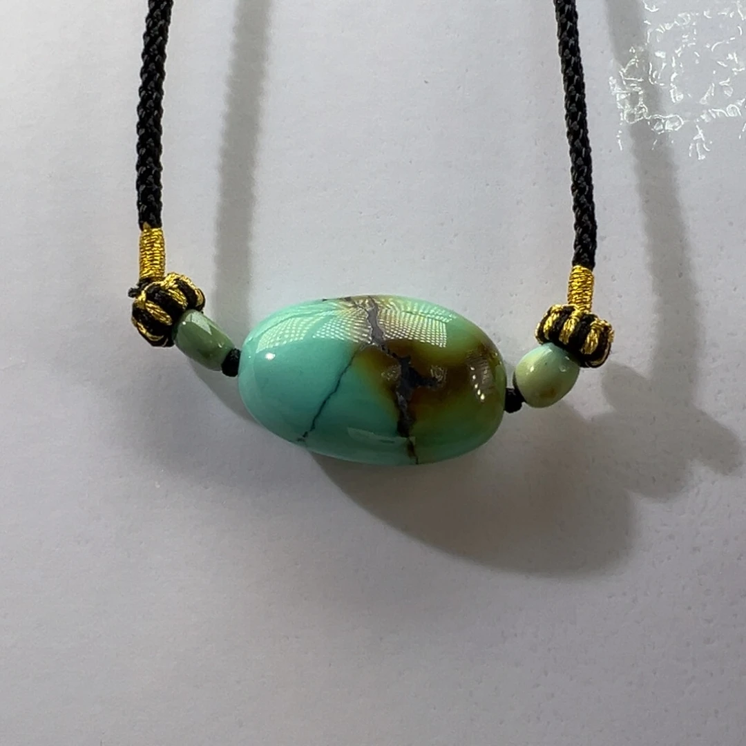 绿松石未镶嵌挂件