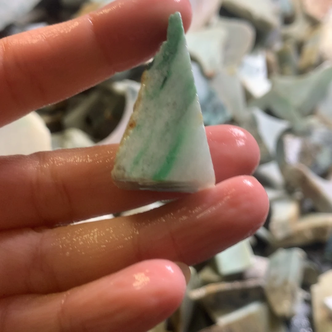 翡翠颈饰未镶嵌缅甸翡翠