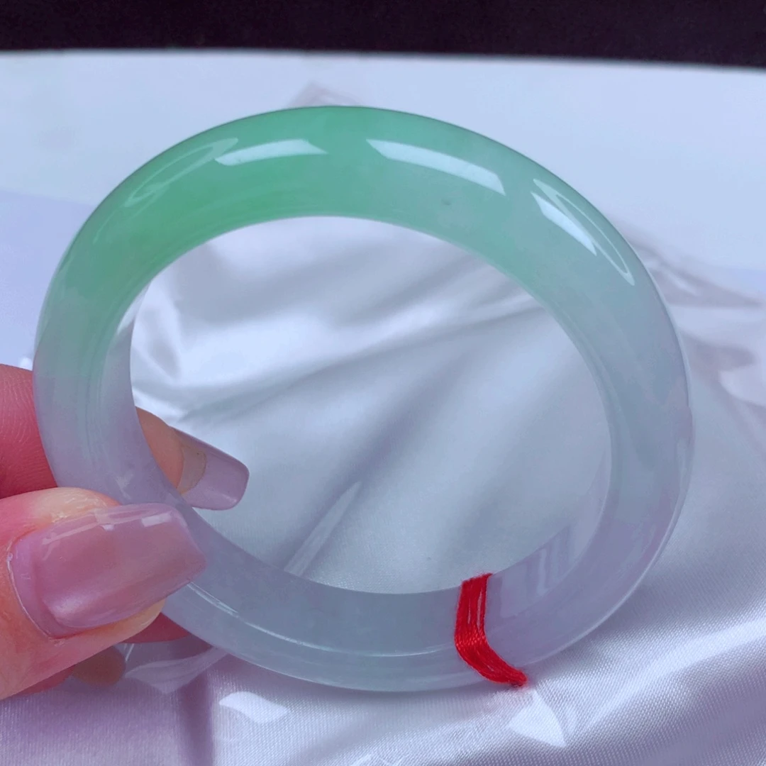 翡翠未镶嵌手镯手镯