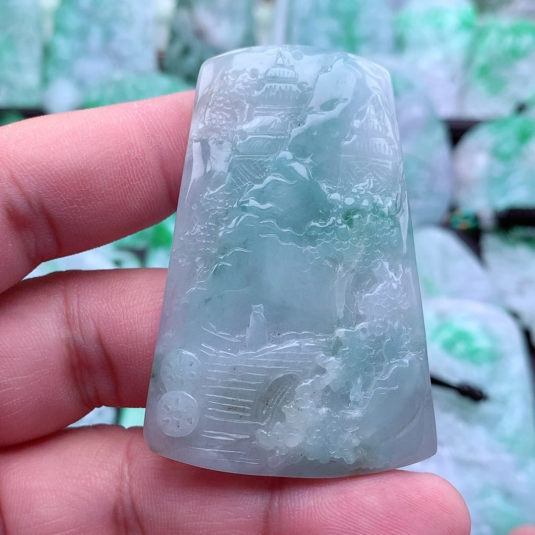翡翠吊坠(不含链)未镶嵌