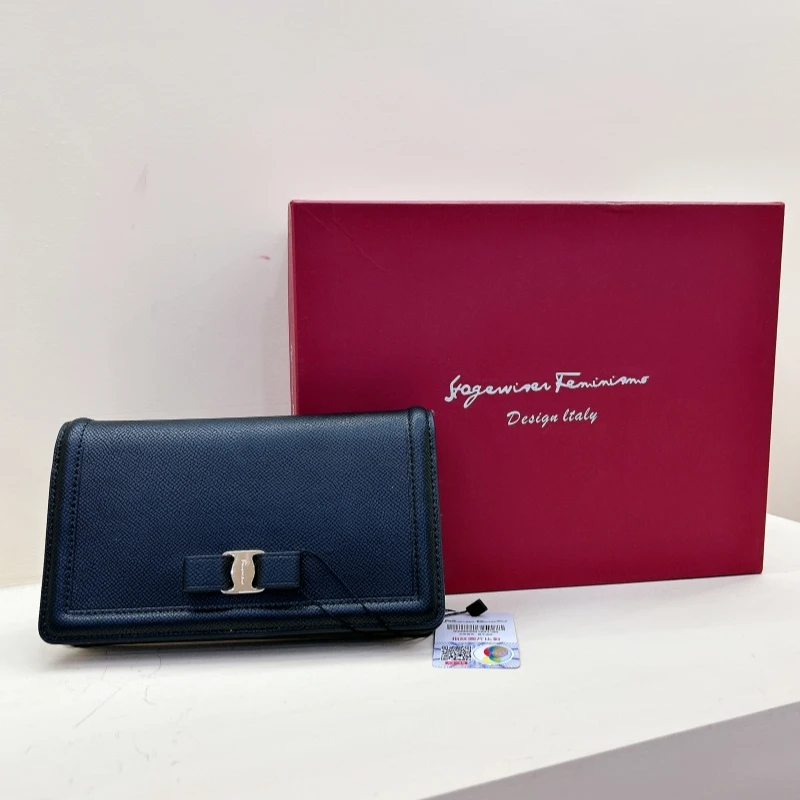 菲&拉设计师款2024新款秋冬新款轻奢女士手机包包