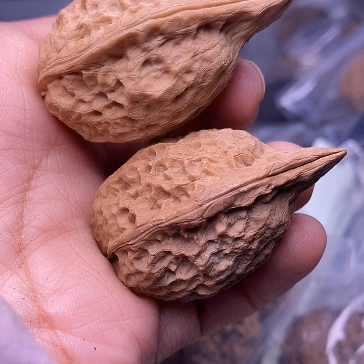 文玩核桃吊坠   180