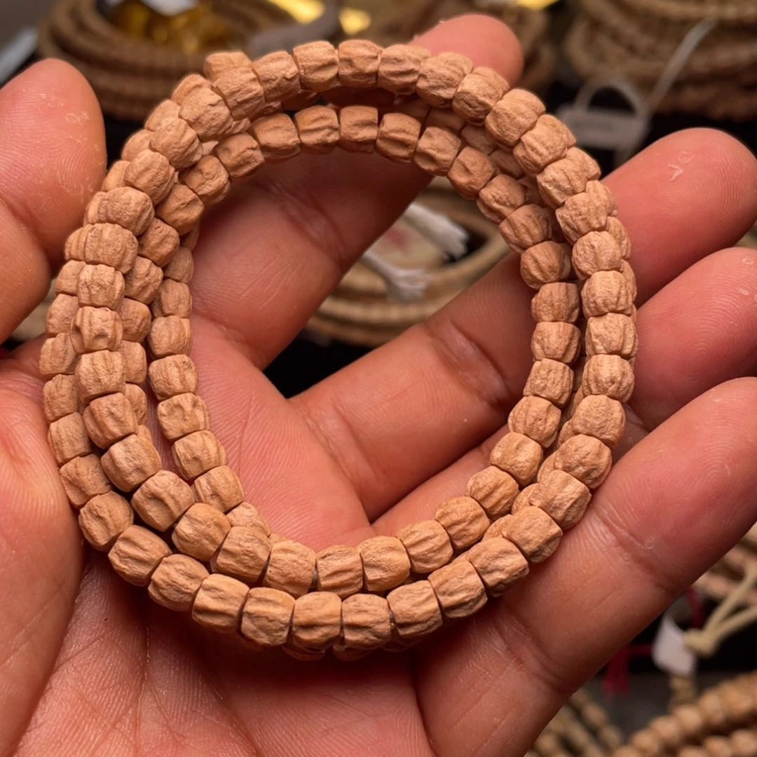 柏香籽/百香籽手串?