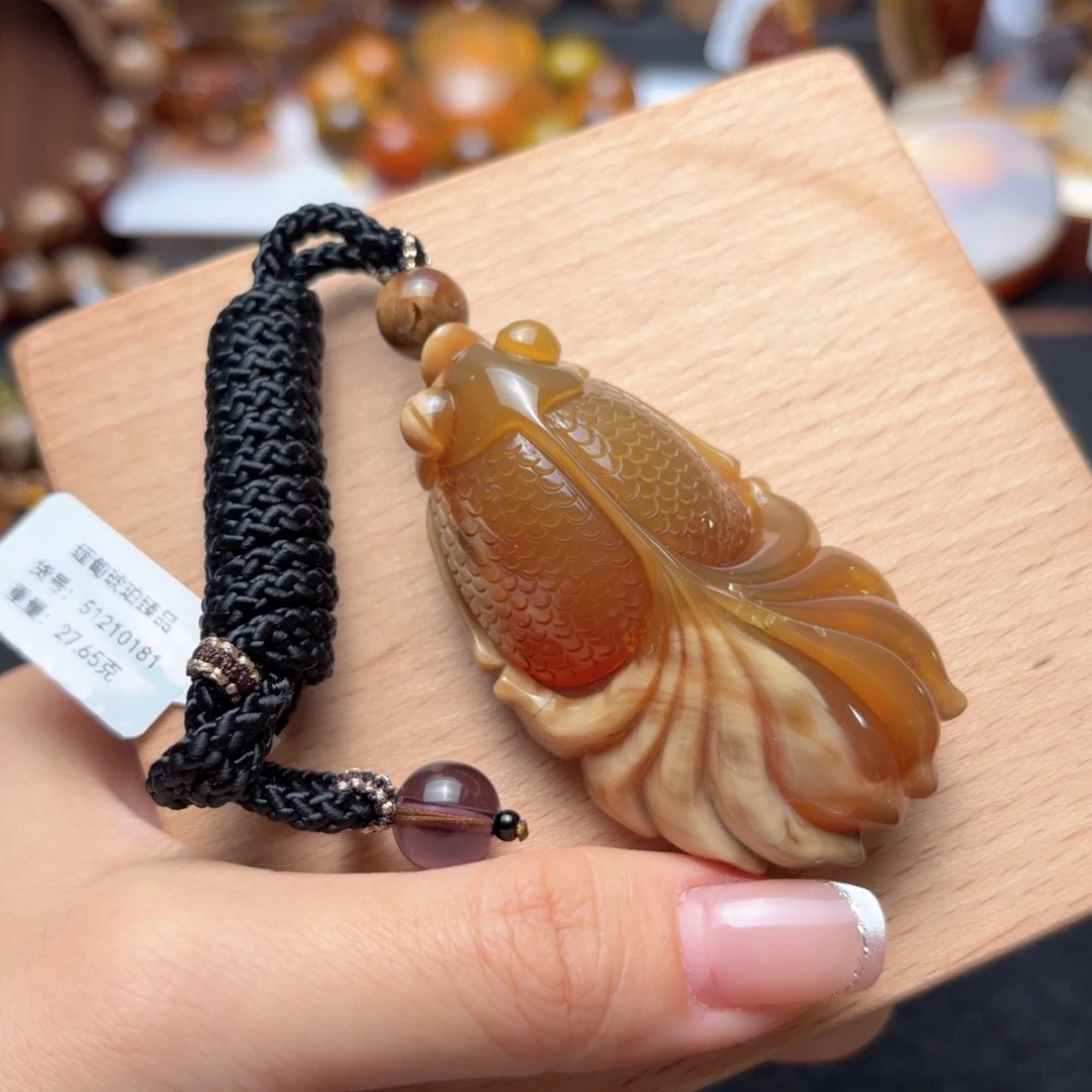 琥珀未镶嵌珠宝奇石橘蜜白蜡金鱼