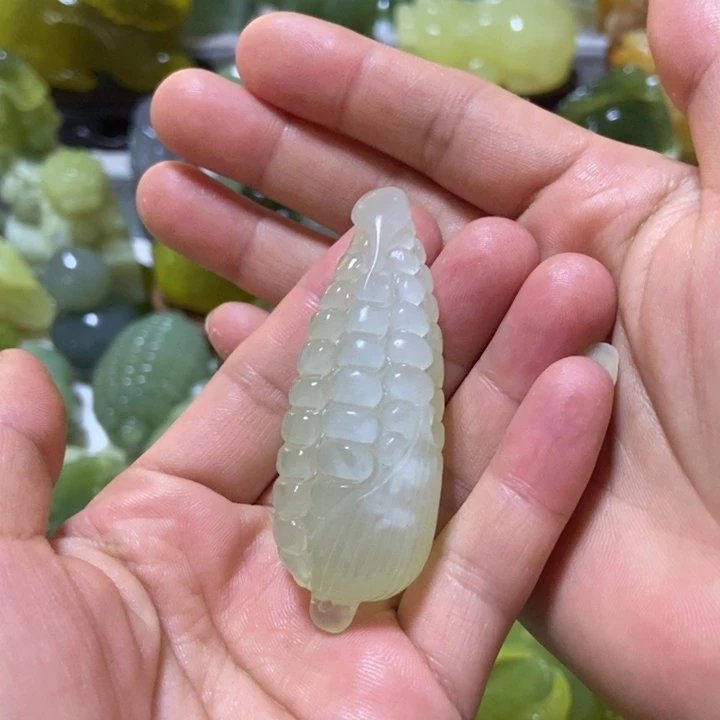 【闪购商品】未镶嵌蛇纹石玉把件