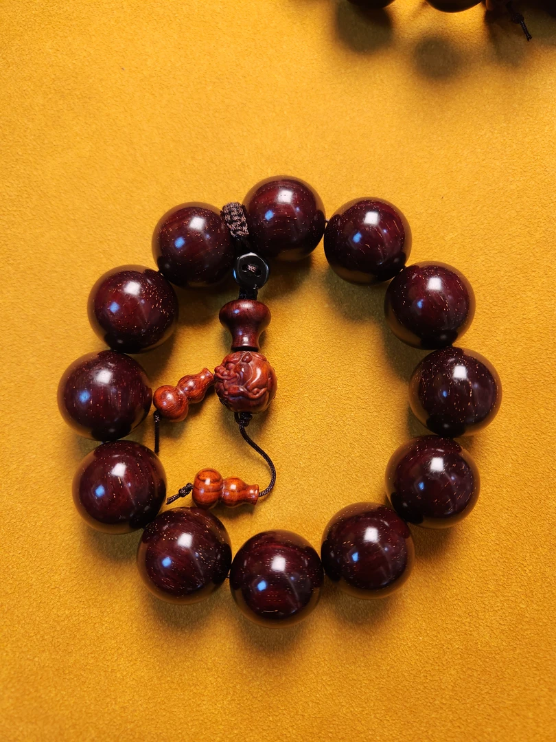 印度小叶紫檀2.0爆星泥料单圈手串
