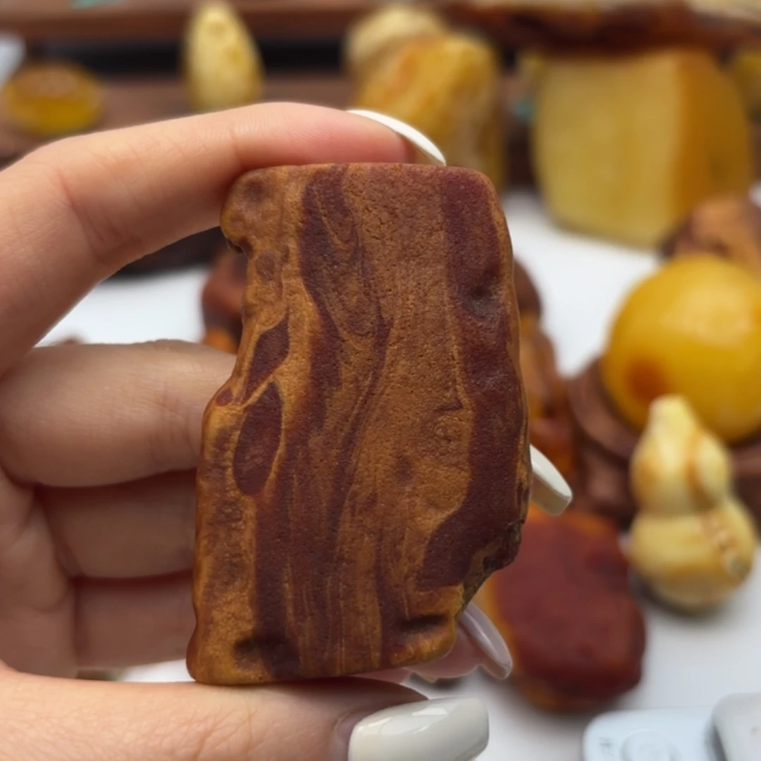 呼***啦定制琥珀未镶嵌不退不换