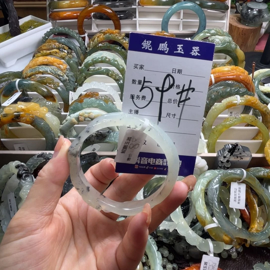 未镶嵌蛇纹石玉手镯