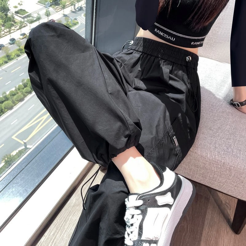 美式黑色工装裤女夏季2025新款小个子直筒宽松休闲阔腿束脚运动裤