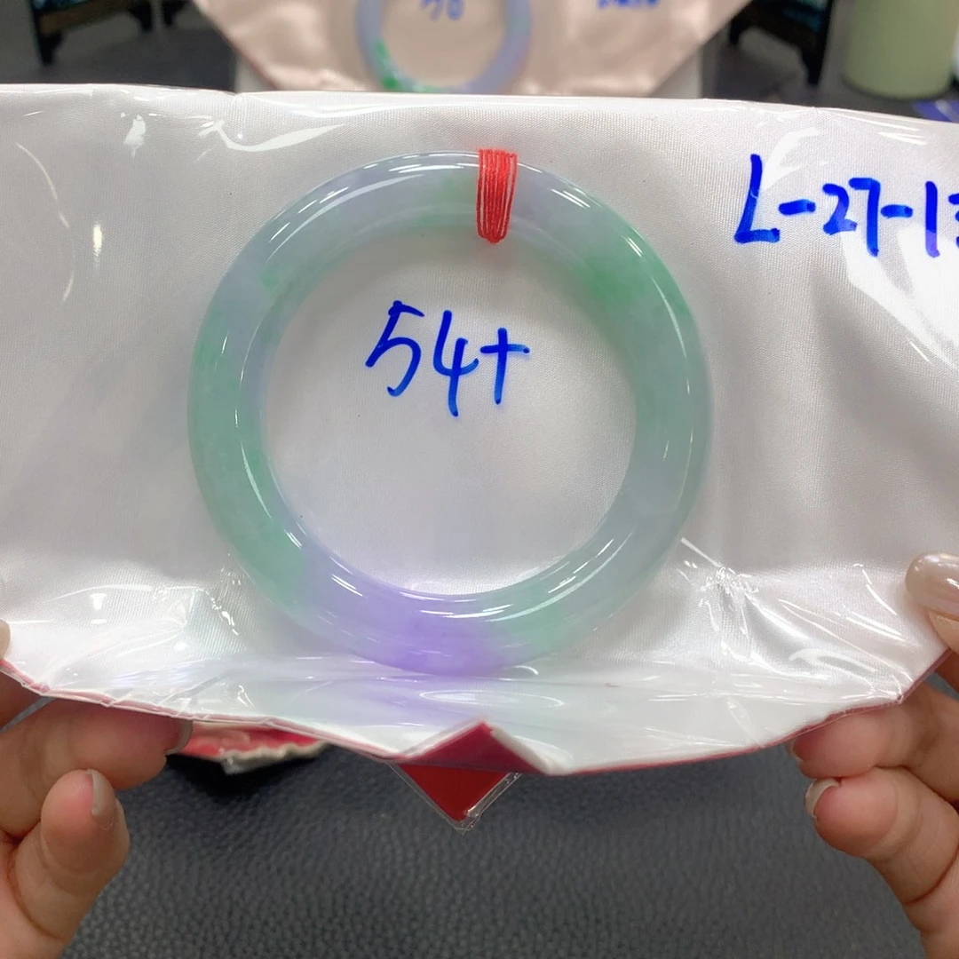 一***落翡翠未镶嵌手镯翡翠