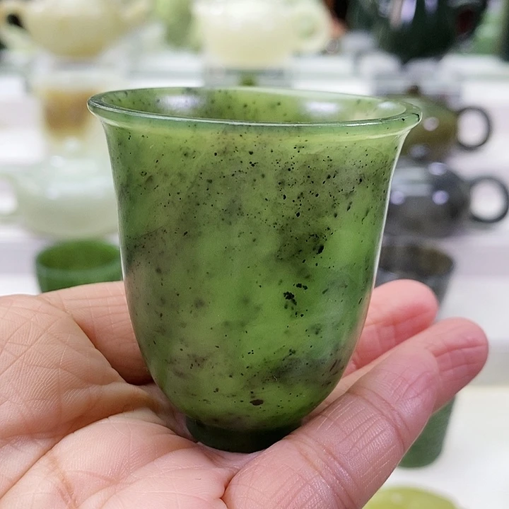 未镶嵌和田玉挂件茶杯60m l