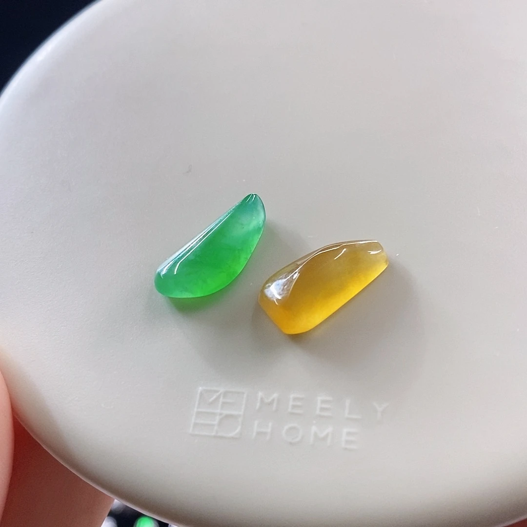 裸石翡翠黄绿随形