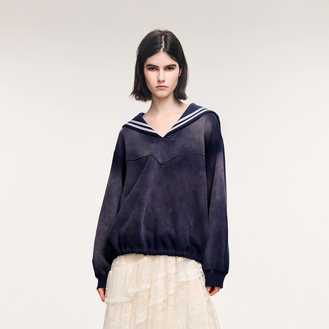 UOOYAA/乌丫2025冬「奇幻都市」洗褪做旧海军领卫衣UY25442E139172