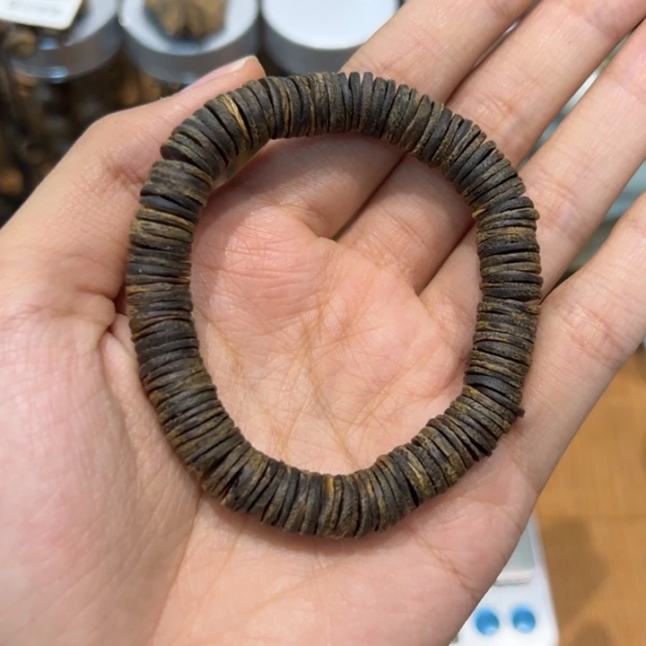 沉香沉香碎屑0.95沉水