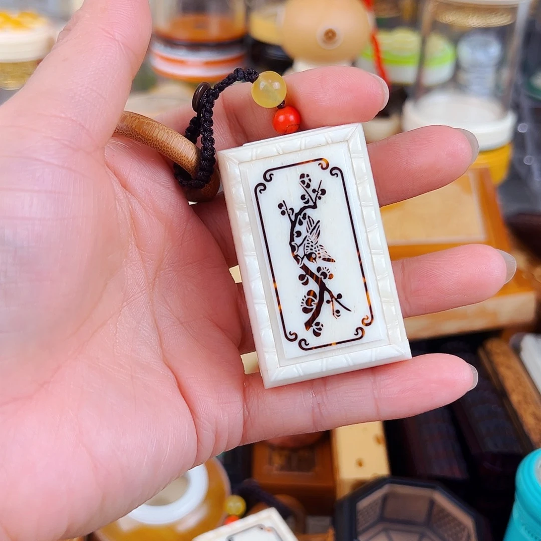 张圣林喜上眉梢黄蛉盒