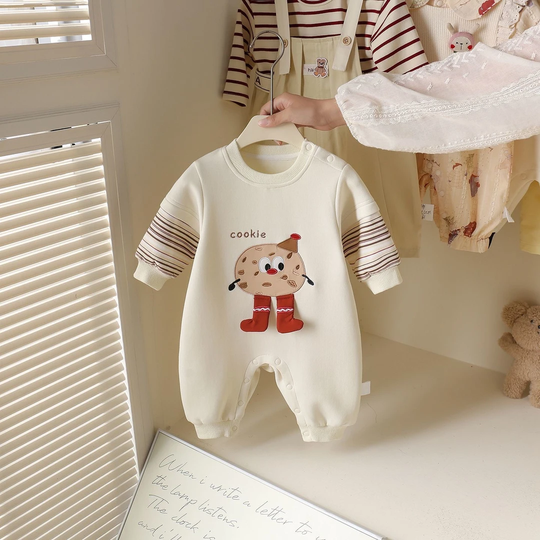 婴幼儿秋季新款可爱曲奇饼无骨春秋哈衣时尚百搭宝宝爬服
