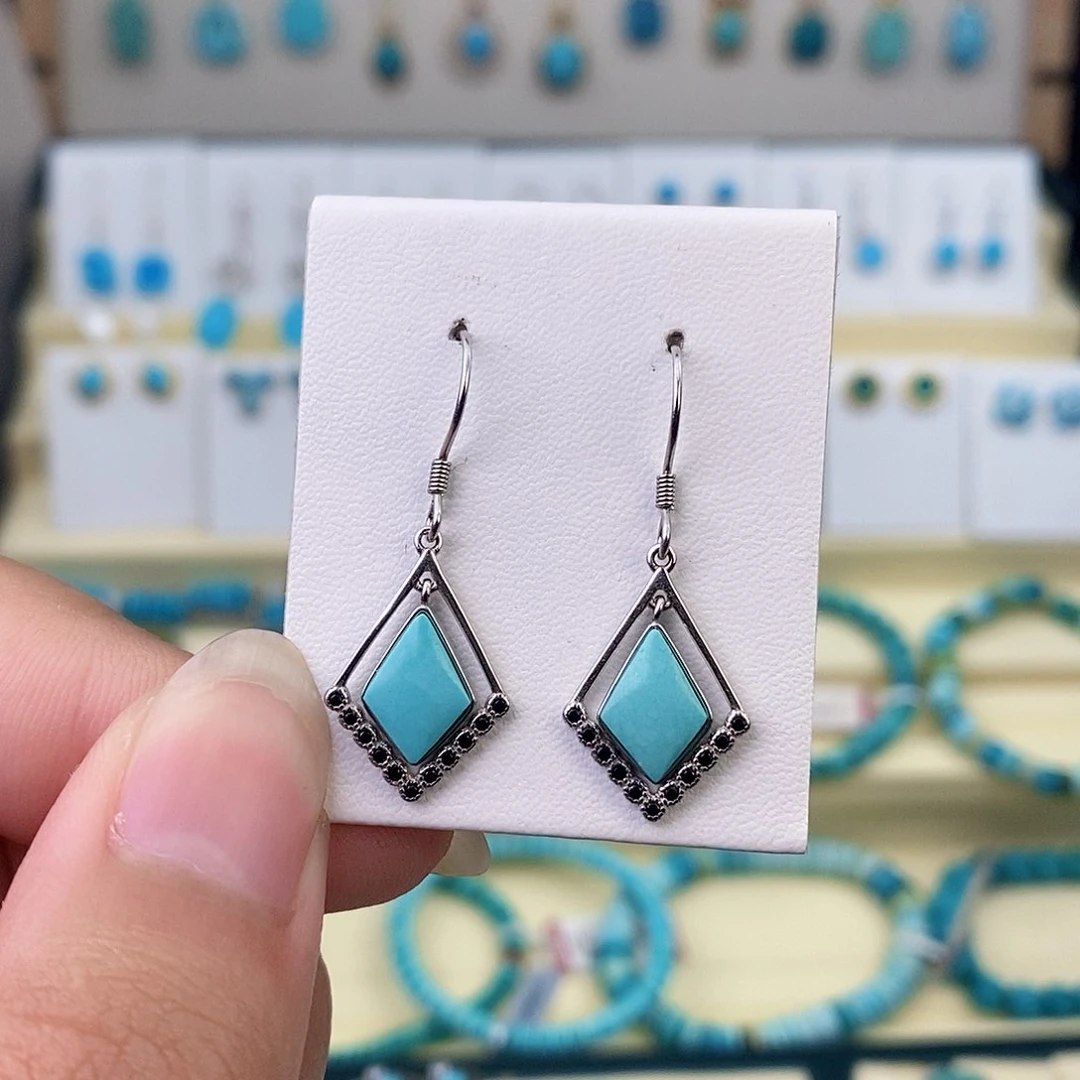 银S925镶嵌绿松石耳饰