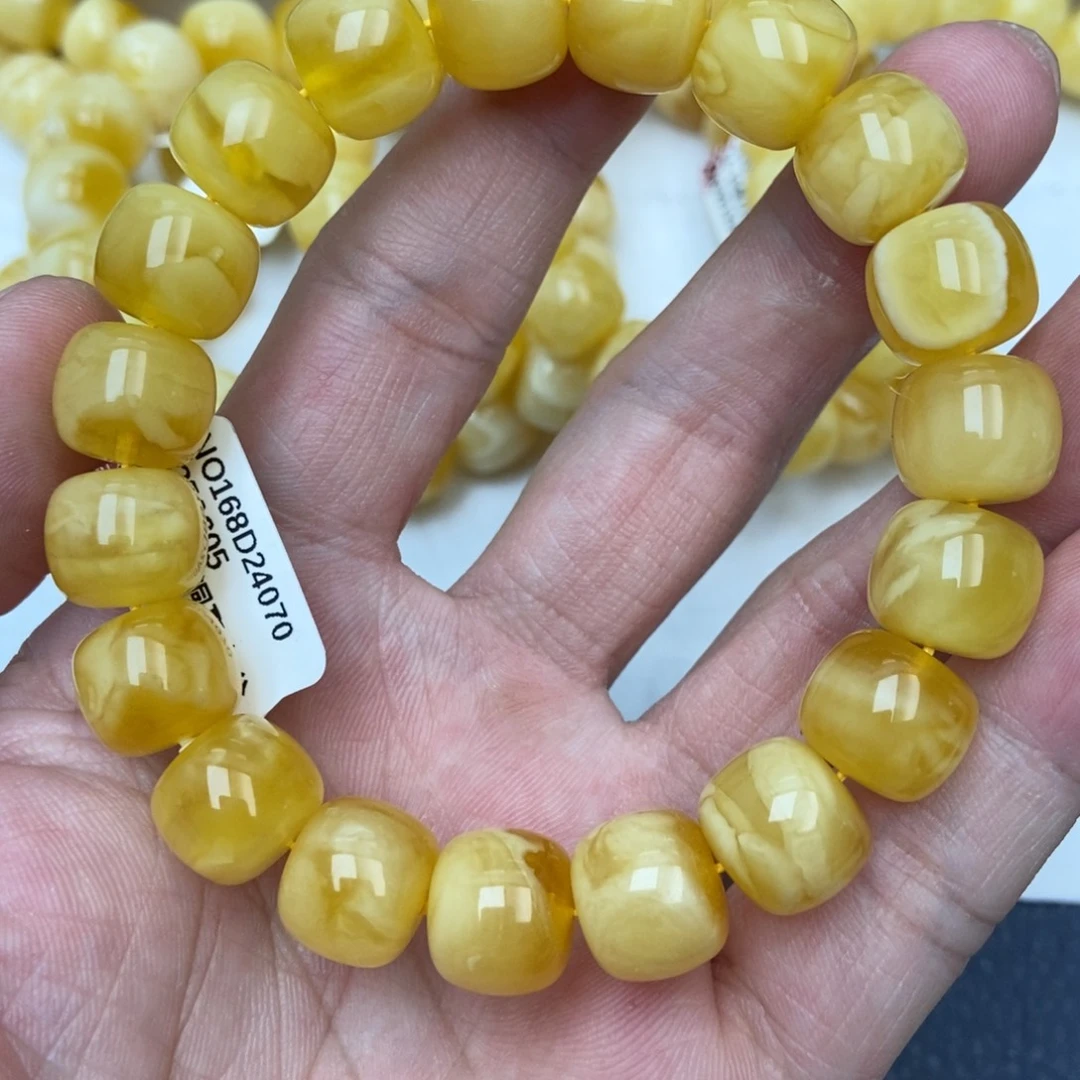 未镶嵌蜜蜡裸石38