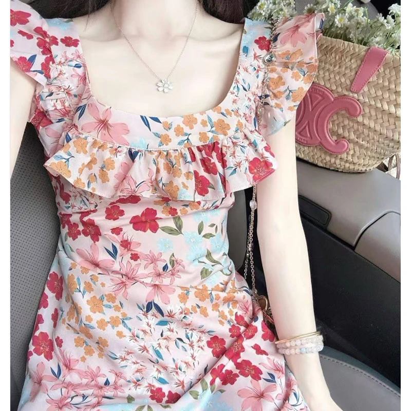 碎花显瘦夏季法式洋气时尚甜美设计感气质连衣裙女春季中国风