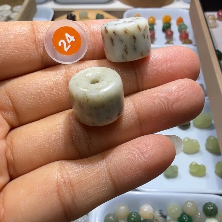未镶嵌和田玉珠宝半成品右面送
