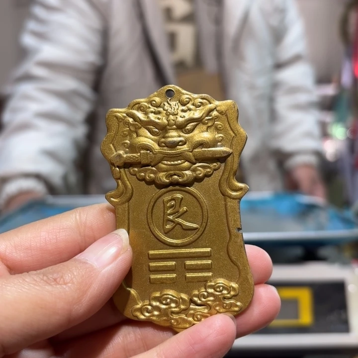 1111铜器物品理性消费