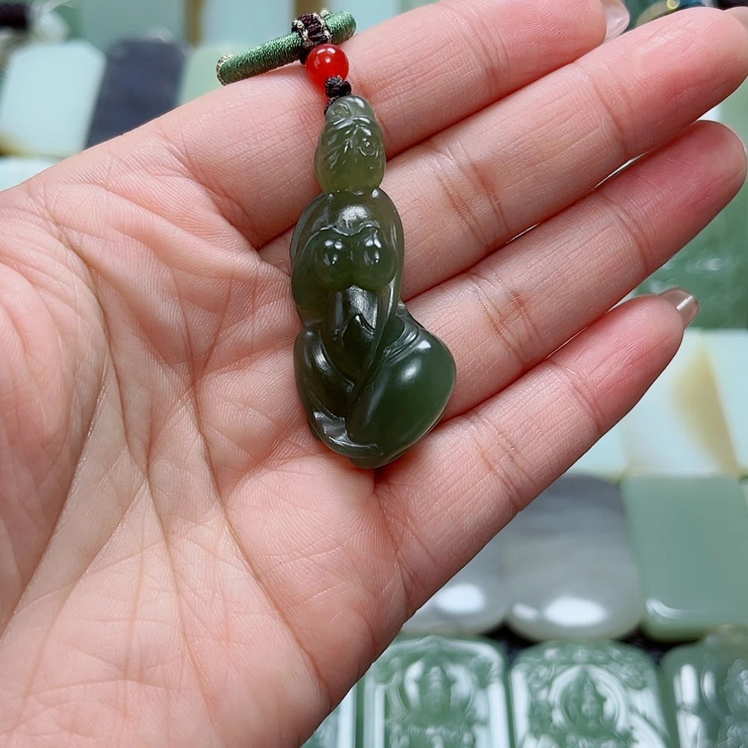 和田玉（糖玉）未镶嵌颈饰