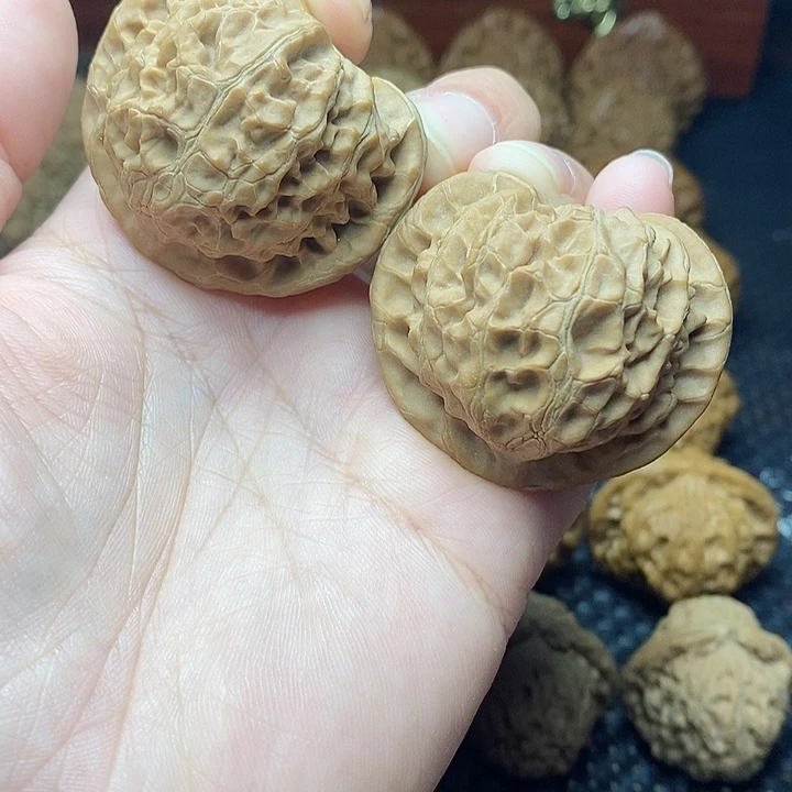 文玩核桃把件44宫灯