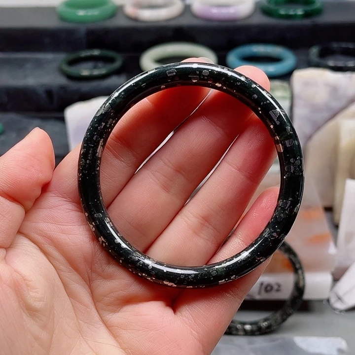 @***@和田玉未镶嵌手镯