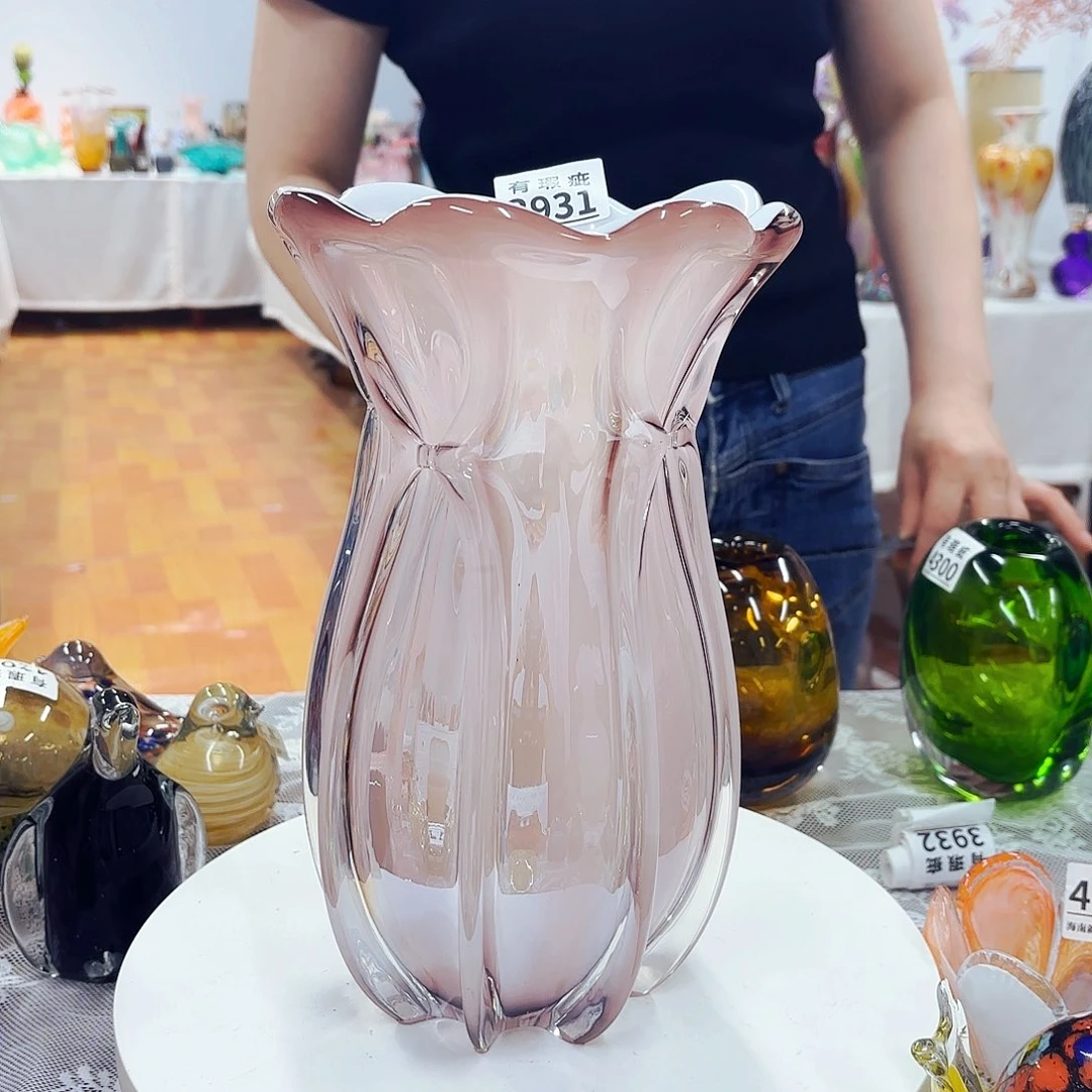 微瑕安妮花瓶花器摆件