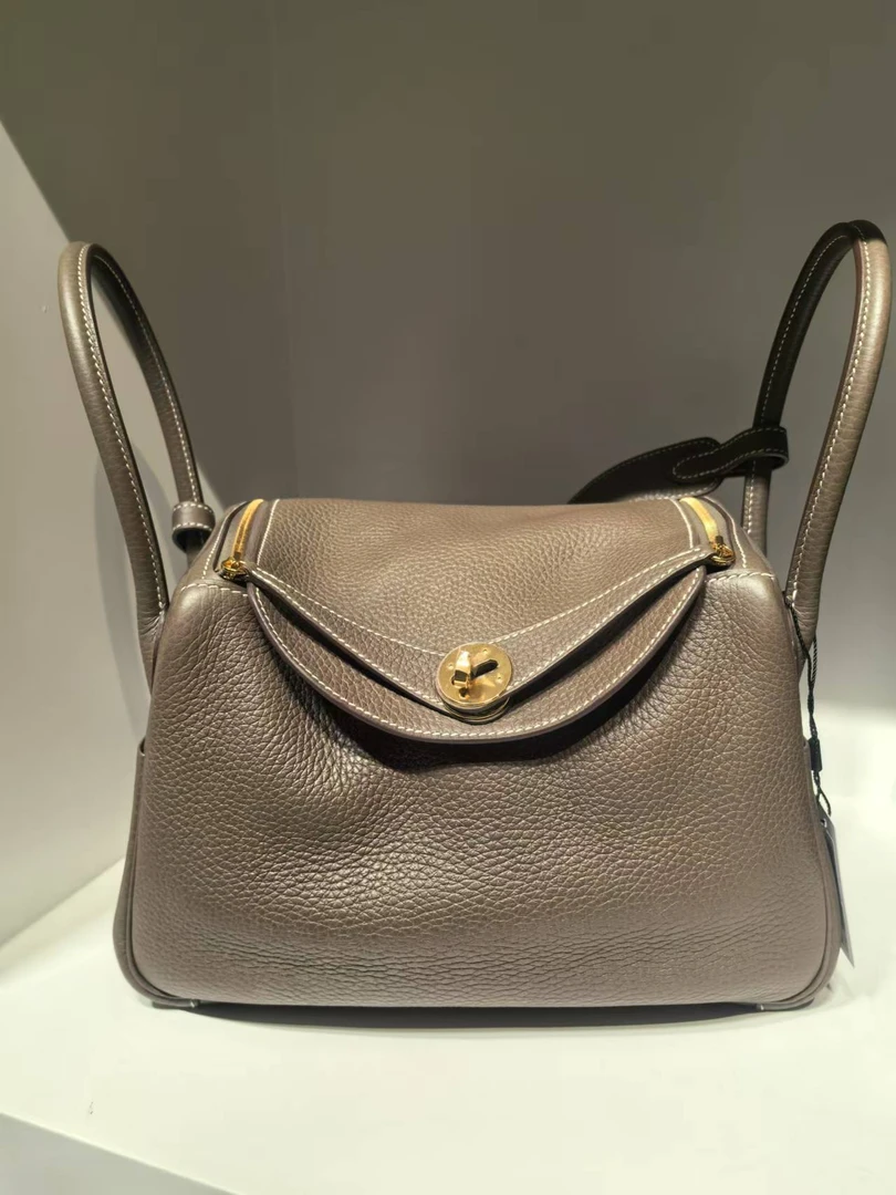 99新 Hermes/爱马仕 HIHI精选/大象灰金扣Lindy30