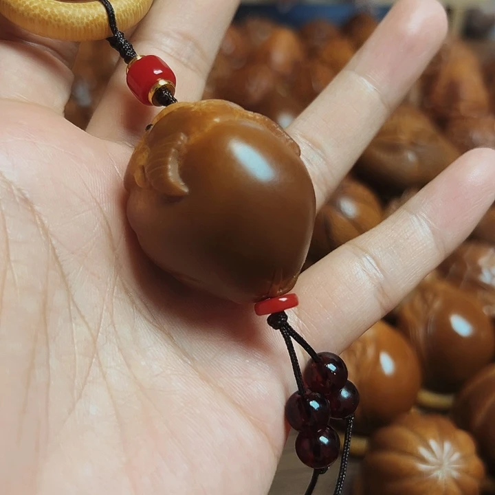 橄榄核把件轩**哥牛掰