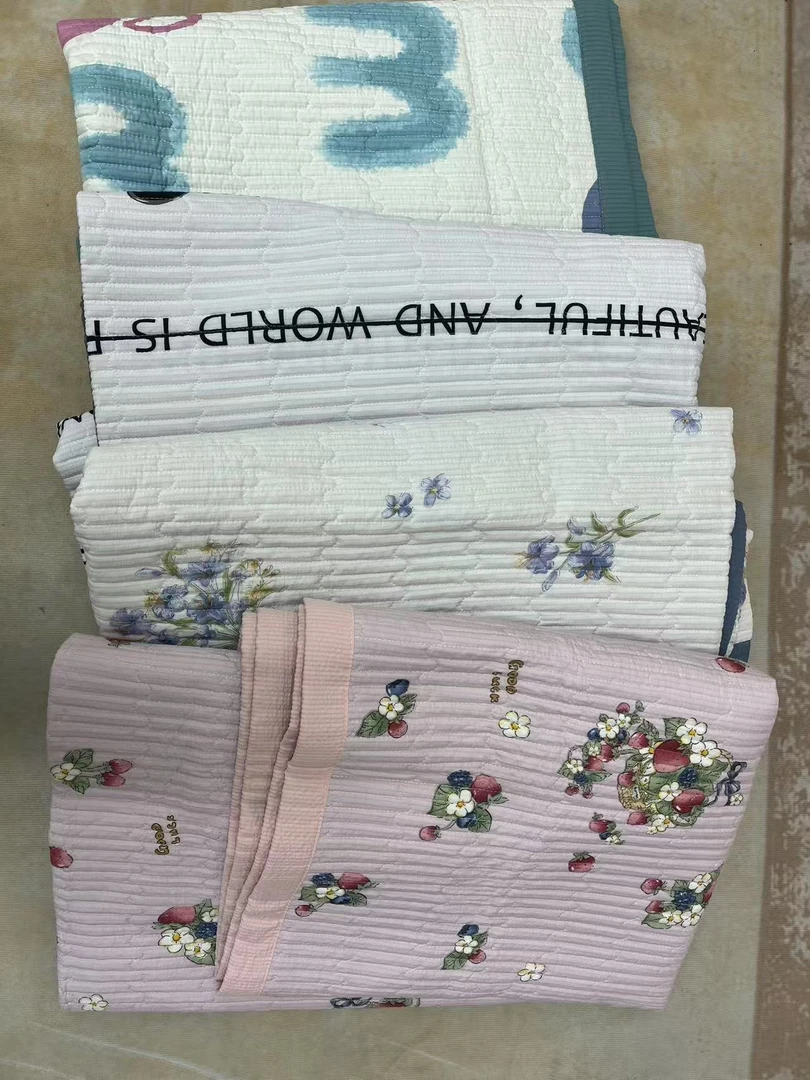 150*220有氧双层泡泡棉床盖以直播间展示为主