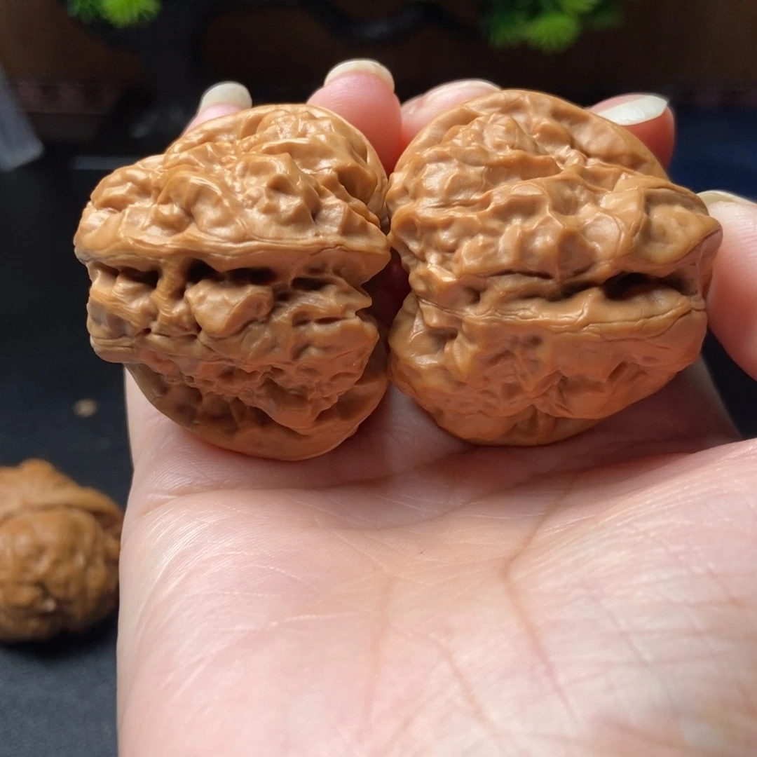 文玩核桃把件蛤蟆头43