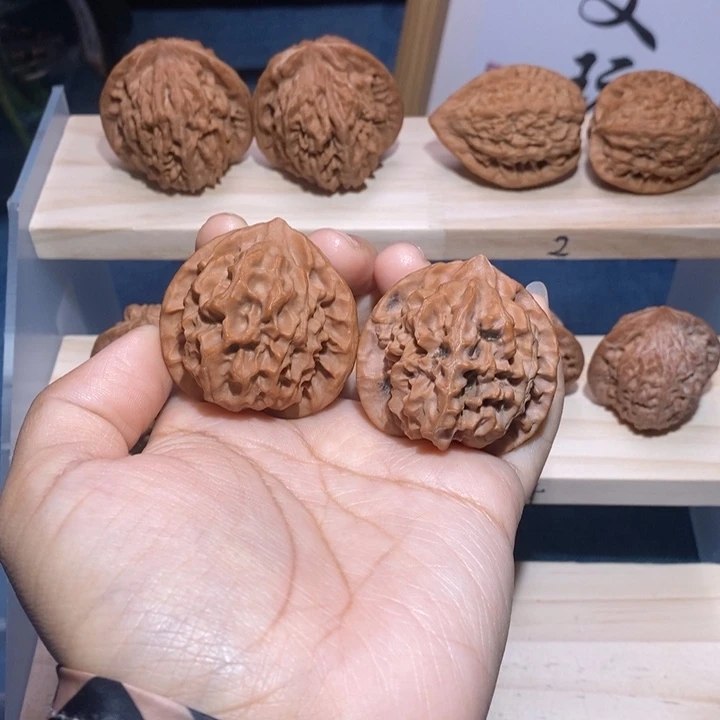 吊坠文玩核桃龙鳞纹