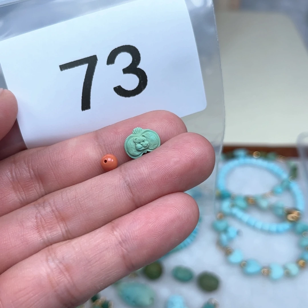 南红玛瑙未镶嵌珠宝奇石