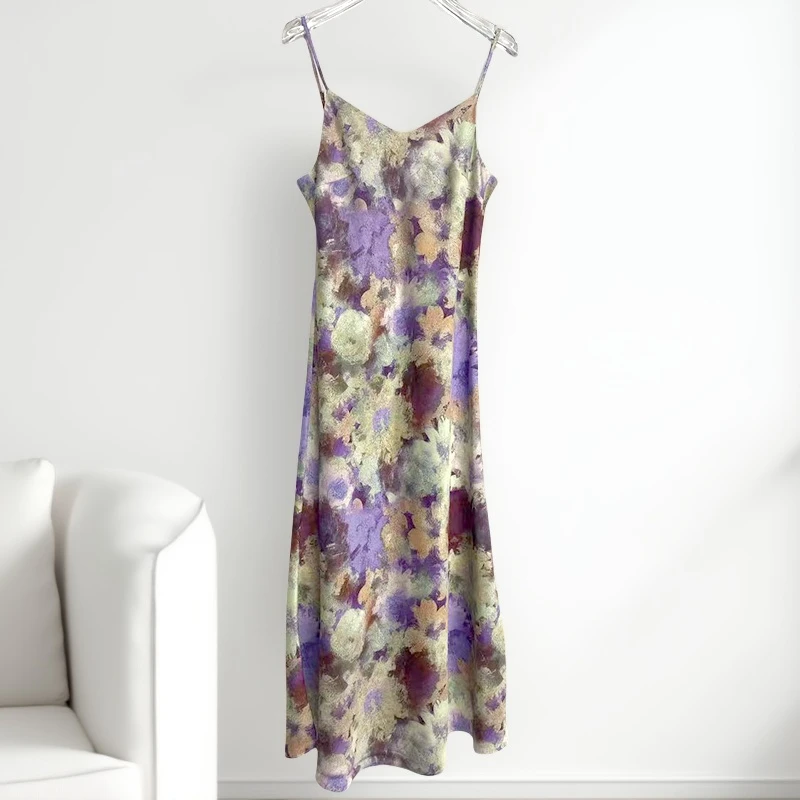 斜裁浪漫缎面优雅气质轻奢吊带裙夏季风连衣裙潮流休闲服休闲长款