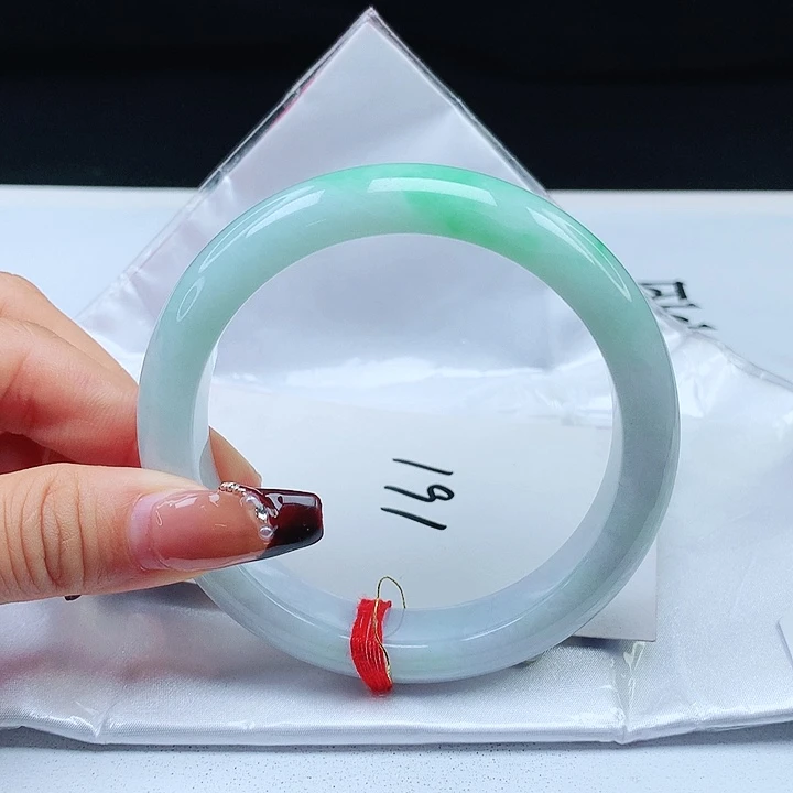 翡翠手镯未镶嵌60+正圈