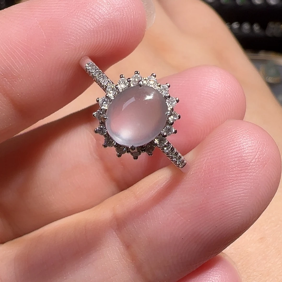 翡翠戒指18K金镶嵌太阳花翡翠戒指