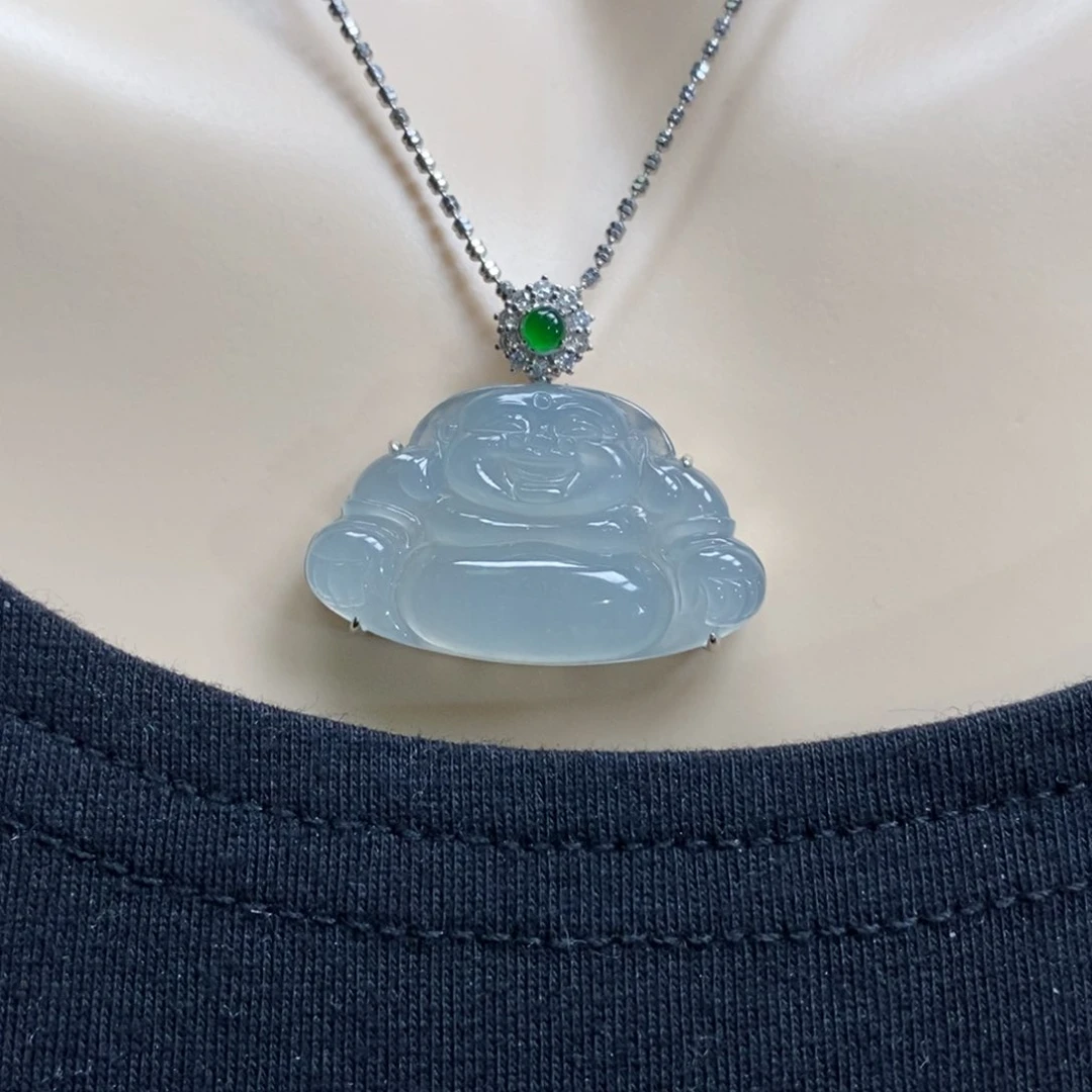 翡翠吊坠(赠链)18K金镶嵌