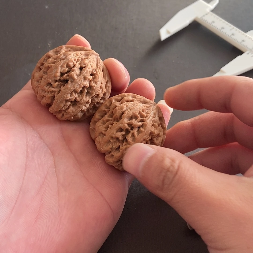 文玩核桃吊坠粗筋