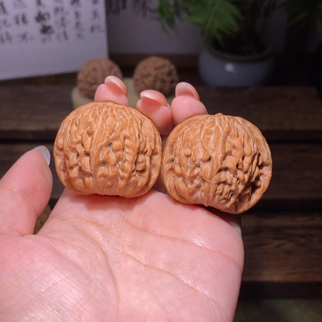 旁***白文玩核桃吊坠全品37+山地正磨