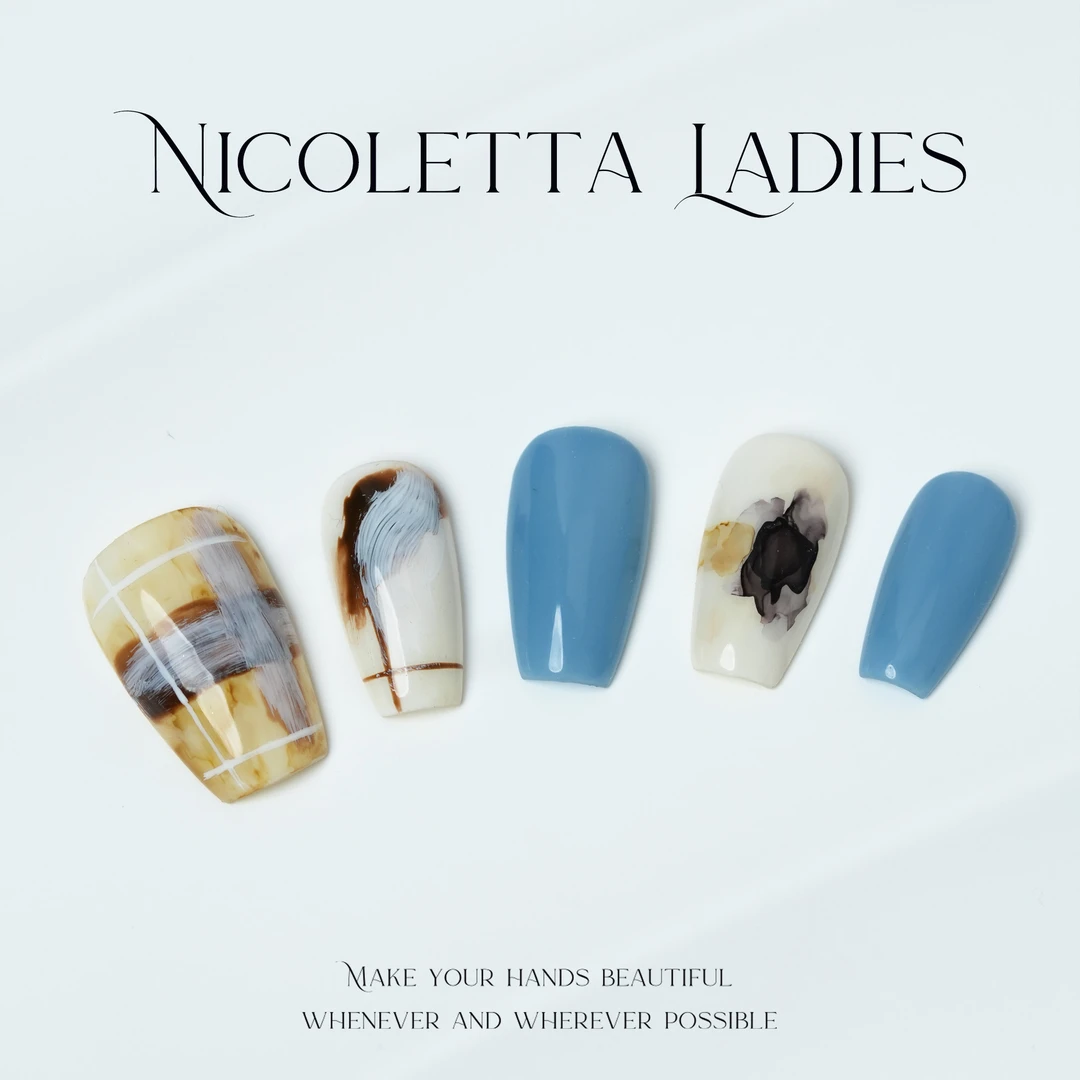 Nicoletta Ladies【盛开的杏花】2025新款手绘水彩晕染手工穿戴甲