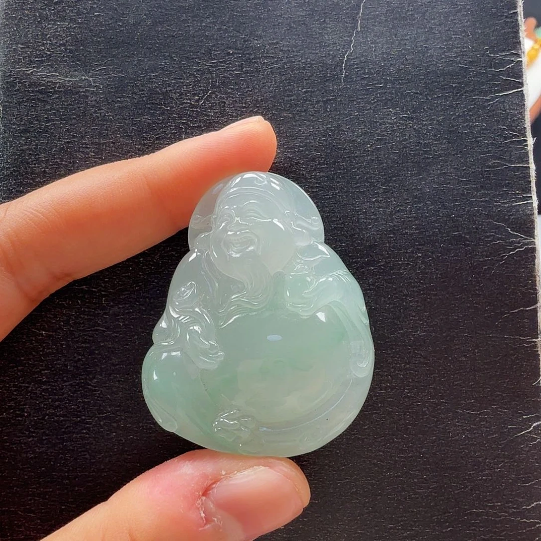 石英质玉（非洲翠）未镶嵌颈饰