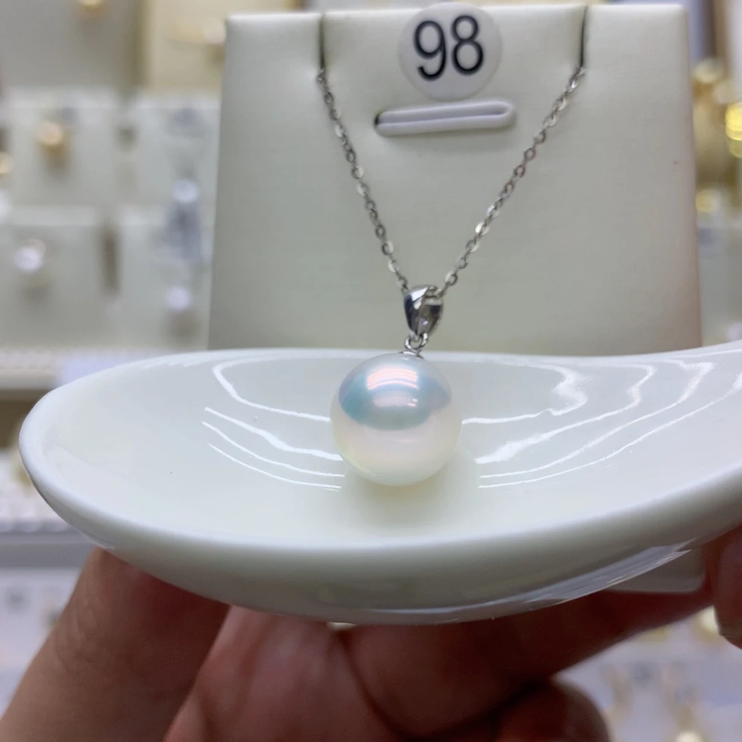 淡水珍珠18K金镶嵌吊坠(不含链)