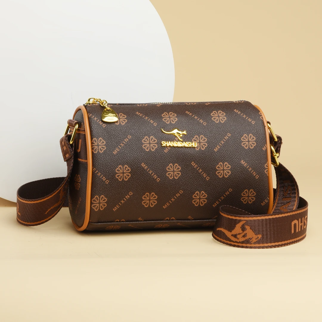 【长22高15厚10】轻奢简约潮流经典女士百搭小众单肩斜挎包8030棕