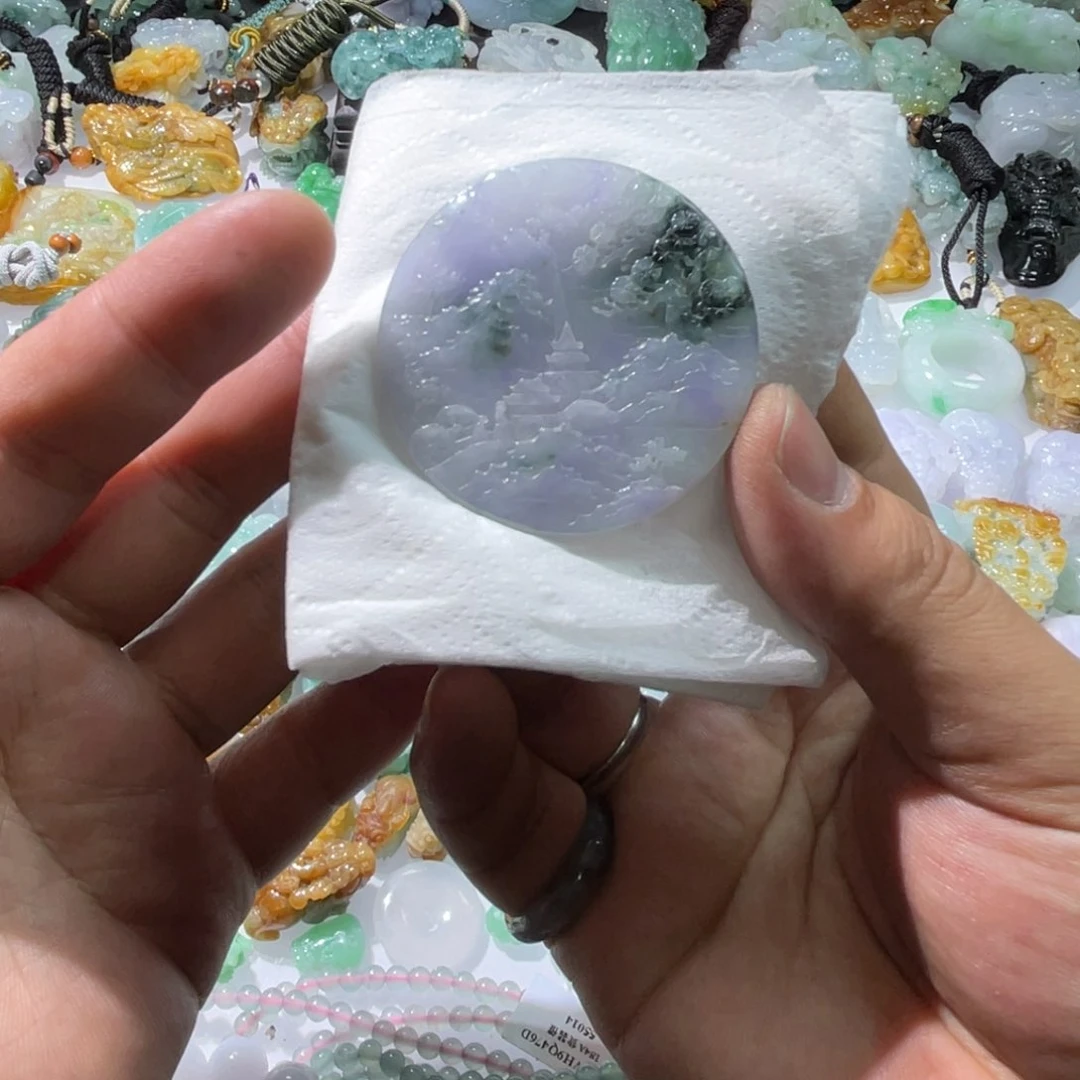 翡翠颈饰未镶嵌天然