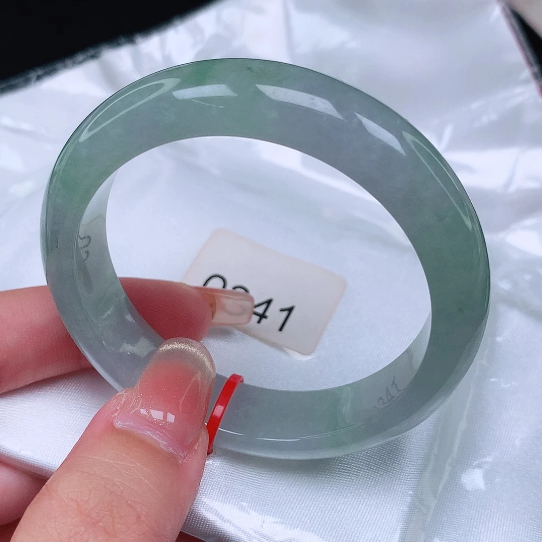 翡翠未镶嵌手镯880341正52