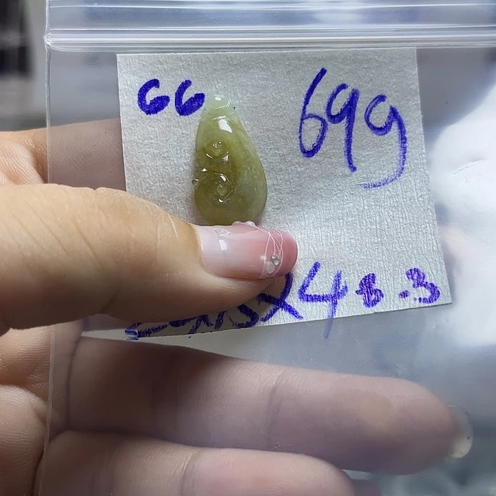 定制翡翠未镶嵌不退