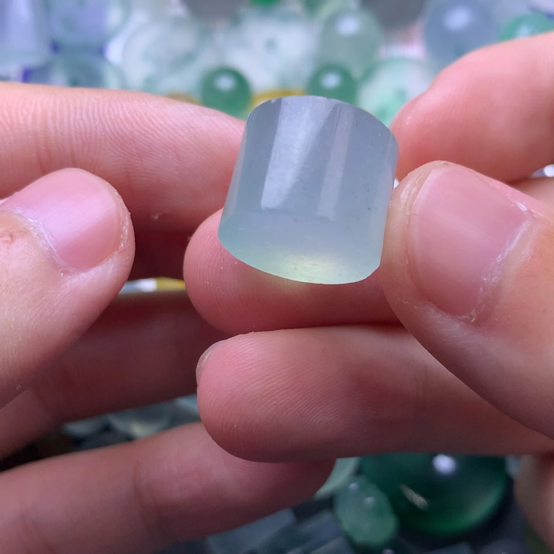 定制翡翠未镶嵌珠子